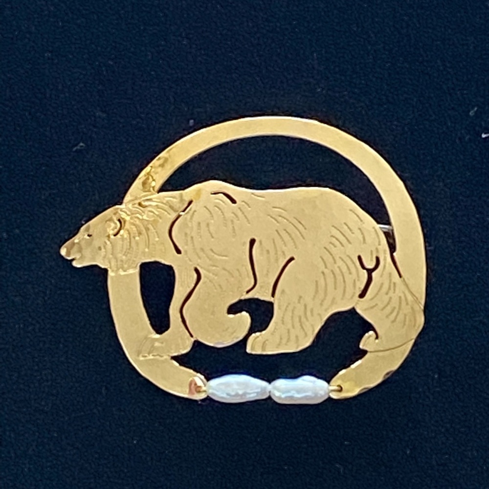 Wild Bryde Brooch - Polar Bear - 14K gold plated - Picture 4 of 4